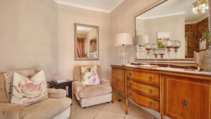 7 Bedroom Property for Sale in Vredenburg Western Cape